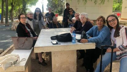 Residencia La Milagrosa - Alberic - Celebramos la Pascua en La Muntanyeta Residencia La Milagrosa - Alberic - Celebramos la Pascua en La Muntanyeta