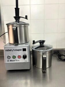 Residencia La Milagrosa - Alberic - Subvención Mejora de Equipamiento - texturizador robot coupe Blixer 7 3