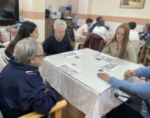 Residencia La Milagrosa - Alberic - Bingo Musical con los Juniors Santa Bárbara Residencia La Milagrosa - Alberic - Bingo Musical con los Juniors Santa Bárbara