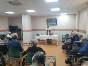 Residencia La Milagrosa - Alberic - Celebración Eucaristía de Adviento Residencia La Milagrosa - Alberic - Celebración Eucaristía de Adviento